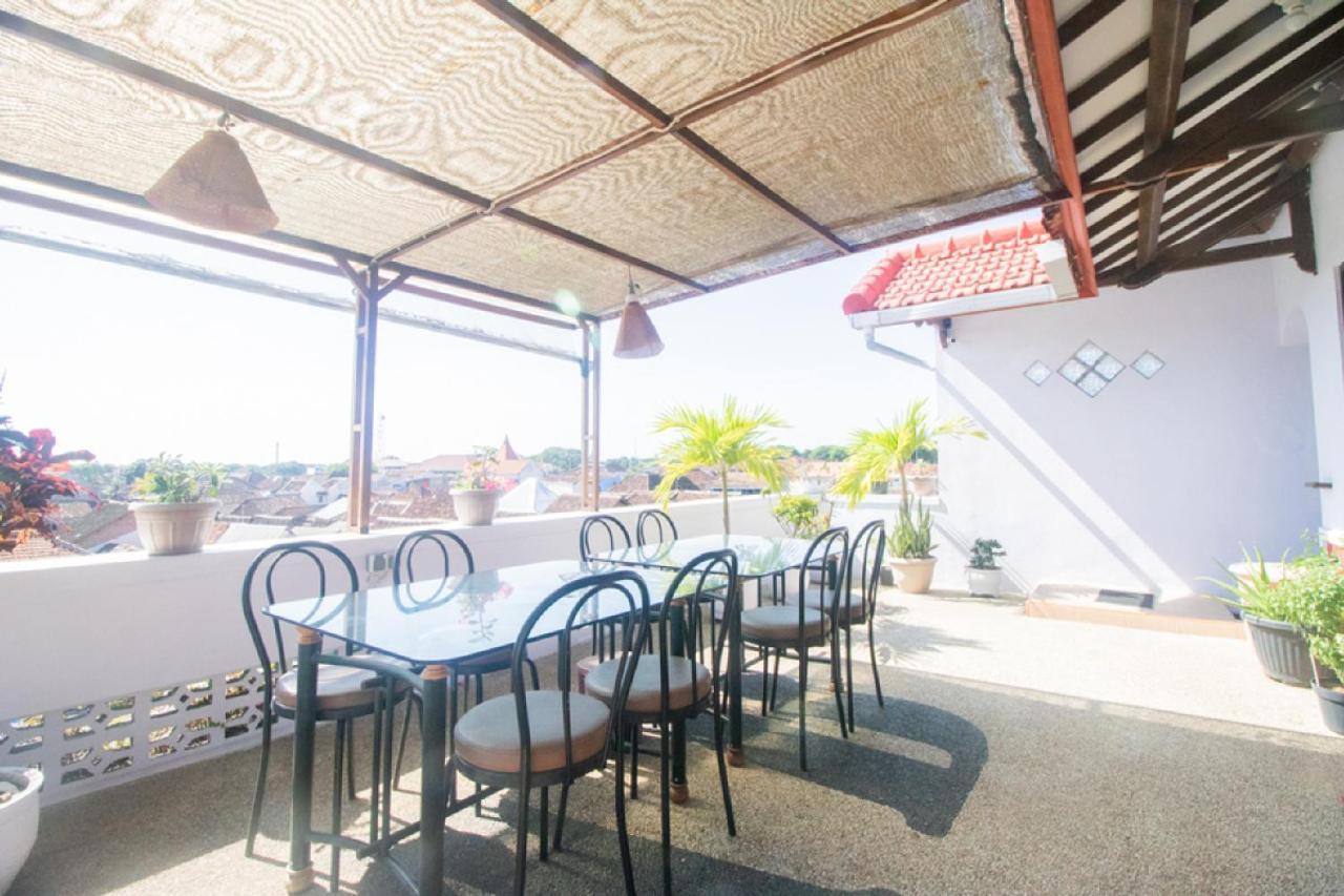RedDoorz near Pantai Boom Hotel Banyuwangi  Exterior foto